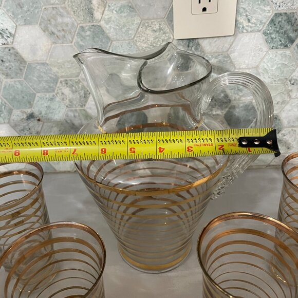 Vintage MCM Glass Serving Set, Horizontal Gold Stripes, Pitcher  & 4 Glasses - Picture 4 of 12